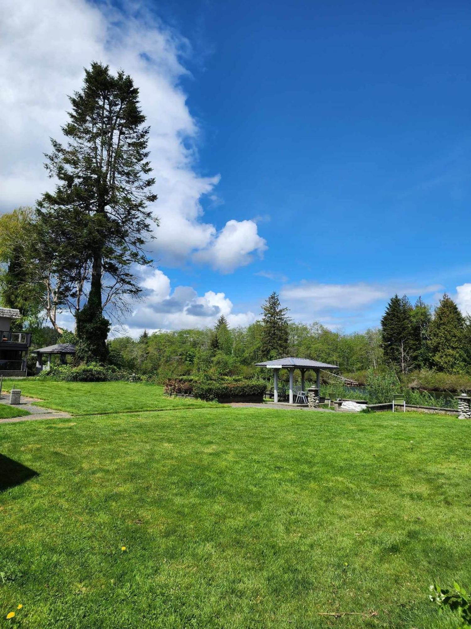 Campbell River Lodge Exterior foto